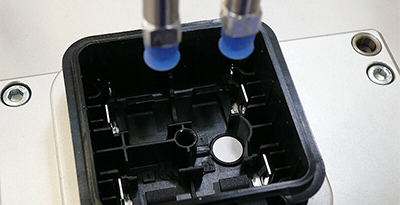 Applizierung Druckausgleichselemente